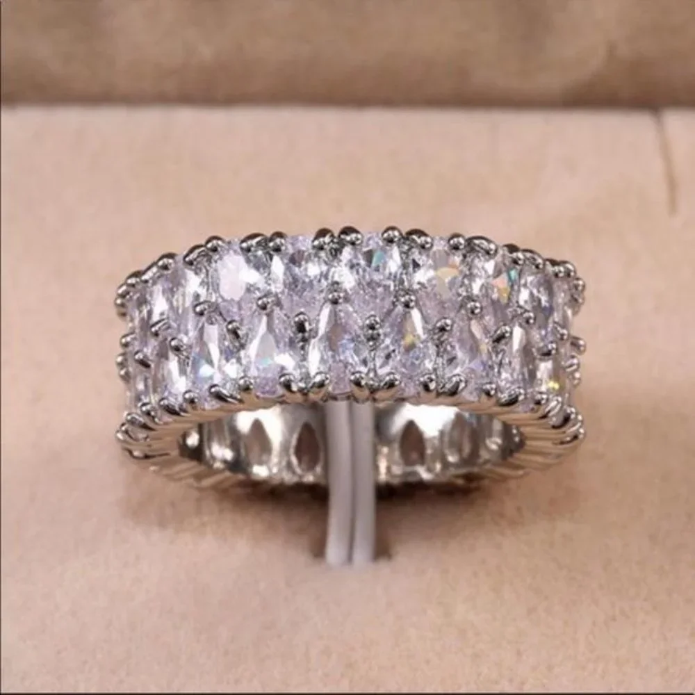 NEW 925 STERLING SILVER ETERNITY DIAMOND RING, CUTE RING, SHINY RING. - Picture 8 of 8